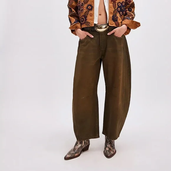 We The Free Good Luck Barrel Jeans - Picture 6 of 10